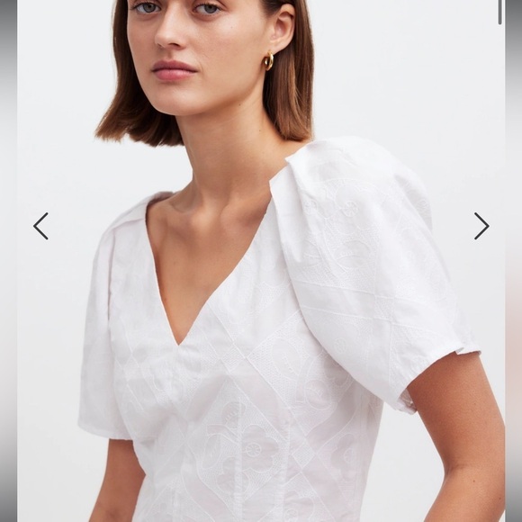Madewell Tops - -Madewell White Embroidered Floral Print Blouse. Washed once. No flaw.
